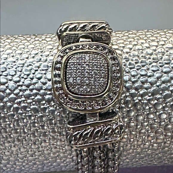 Magnetic Closure Two-Tone Bracelet - Picture 6 of 7